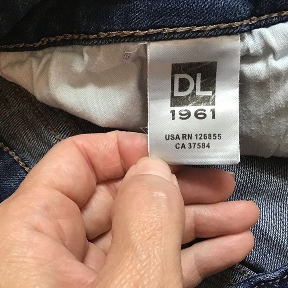 DL1961 Mara Intasculpt Ankle Straight Leg Jeans - Picture 13 of 15